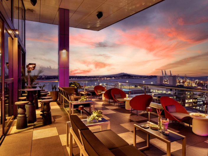 HI SO Rooftop Bar