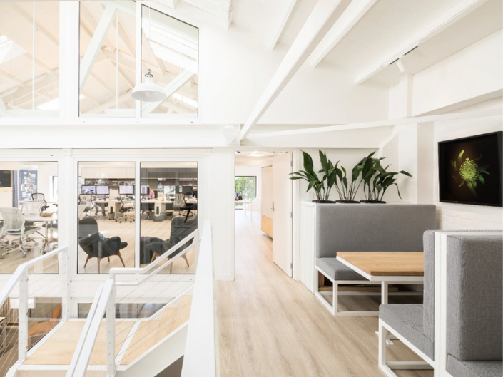 Hot Desks at Qb Studios