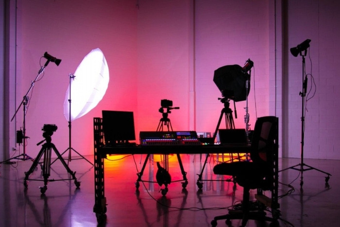 LARGE MODERN STUDIO SPACE AVAILABLE