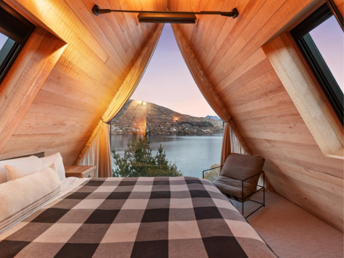 Queenstown A Frame Home with Lake Views